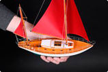 коллекционная модель яхты